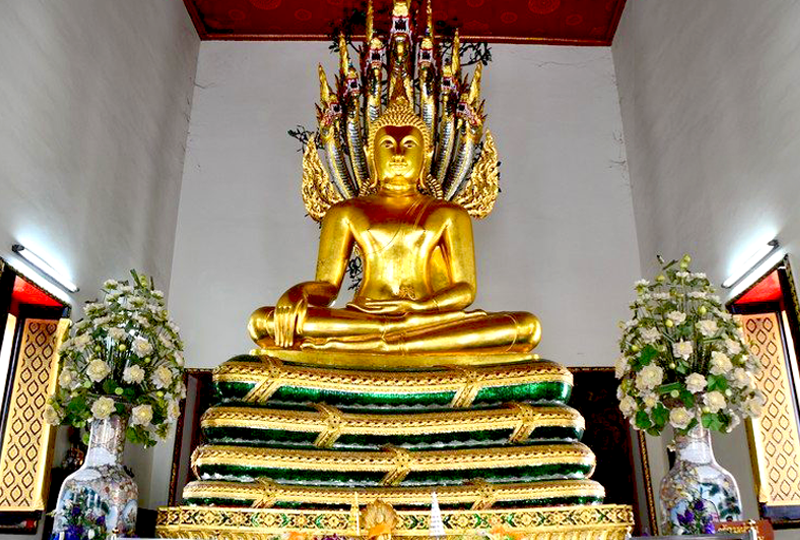 พระพุทธชินศรีมุนีนาถ วัดพระเชตุพนวิมลมังคลาราม กรุงเทพฯ พระพุทธรูปปางนาคปรก